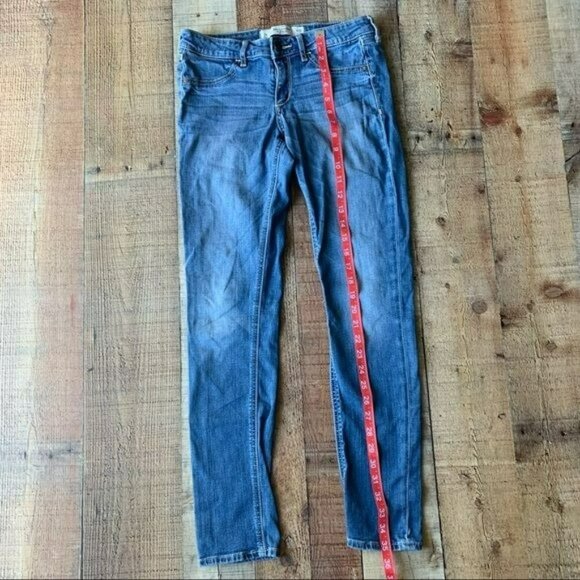 Abercrombie and Fitch womens size 26 medium wash blue skinny denim jeans - Picture 3 of 11